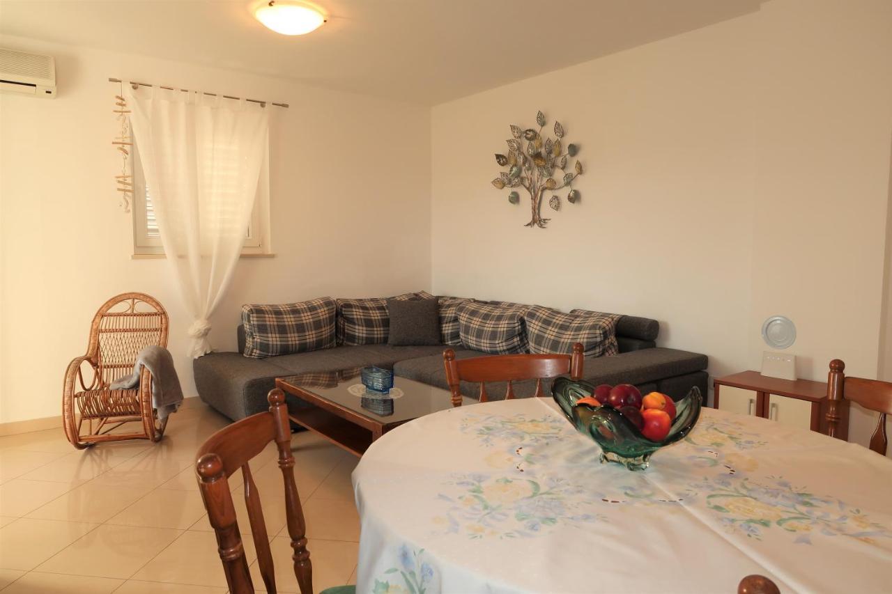 Ferienwohnung Nikas1 Rabac Exterior foto