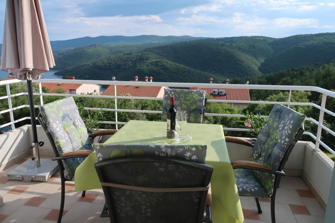 Ferienwohnung Nikas1 Rabac Exterior foto